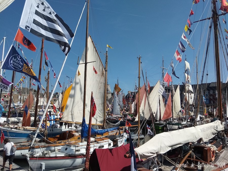 Bâteaux dans le port de Paimpol