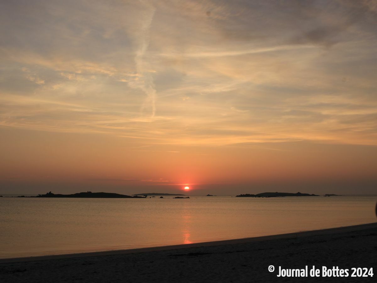 Soleil couchant à la plage de Sainte-Marguerite